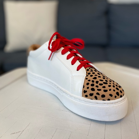 SOLD - Altar’d State Women’s Ryan White Cheetah Sneakers Size 9 - Picture 3 of 7